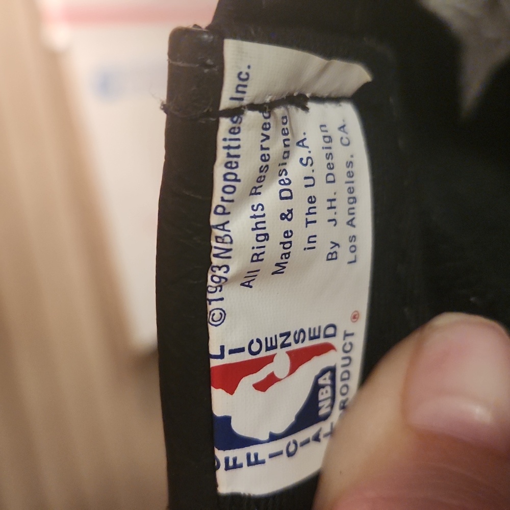 Chicago Bulls black trucker hat - Picture 8 of 12